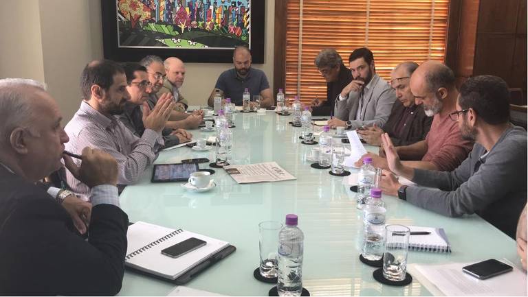 Reunião do Comitê de Gerenciamento de Crise, na prefeitura, com prefeito Bruno Covas em maio de 2018