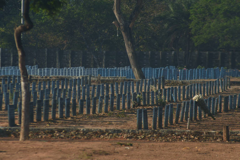 Cemitério Parque Bom Jardim, que viu demanda por enterros crescer na pandemia de Covid-19, em Fortaleza (CE)  