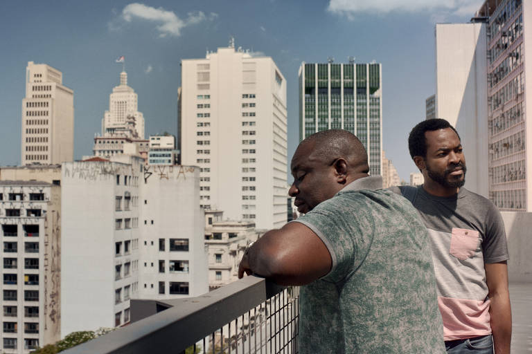 'Cidade Pássaro' mostra São Paulo de imigrantes sob olhar de nigeriano