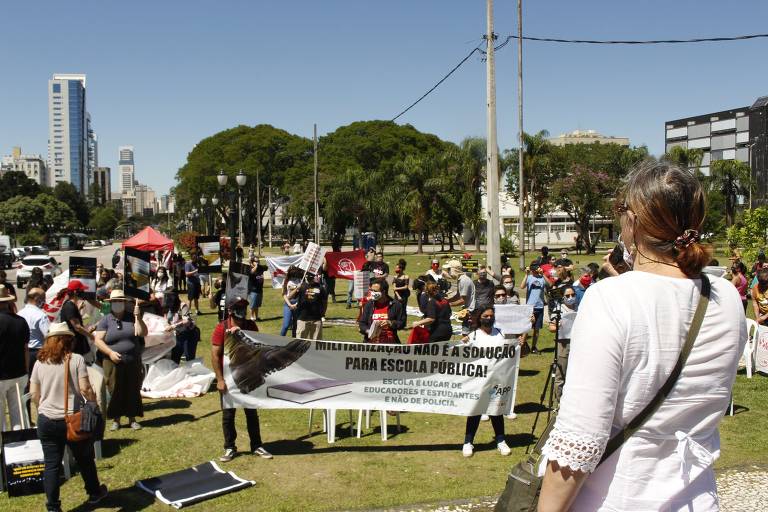 Paraná inicia consulta pública sobre inclusão do modelo cívico