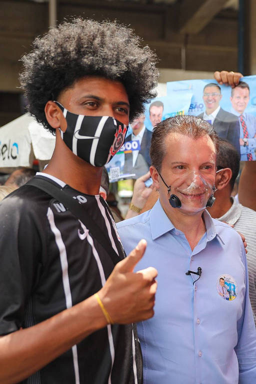 Celso Russomanno candidato a prefeitura da cidade durante campanha na cidade Tiradentes