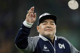 FILE PHOTO: Gimnasia y Esgrima coach Diego Maradona