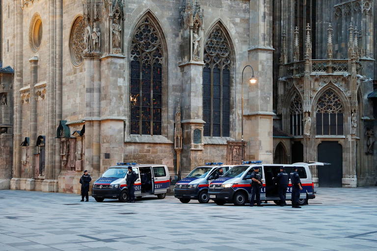 Estado Islâmico assume atentado que matou ao menos 4 em Viena