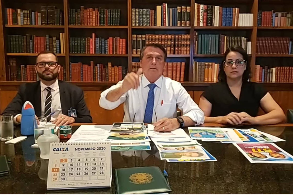 Ministério Público vai apurar possível irregularidade em live de Bolsonaro para candidatos