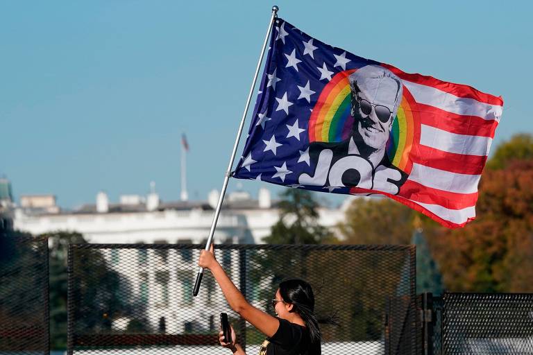 Americanos comemoram nas ruas a vitória de Joe Biden na eleição