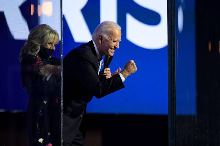 Joe Biden discursa como presidente eleito dos EUA