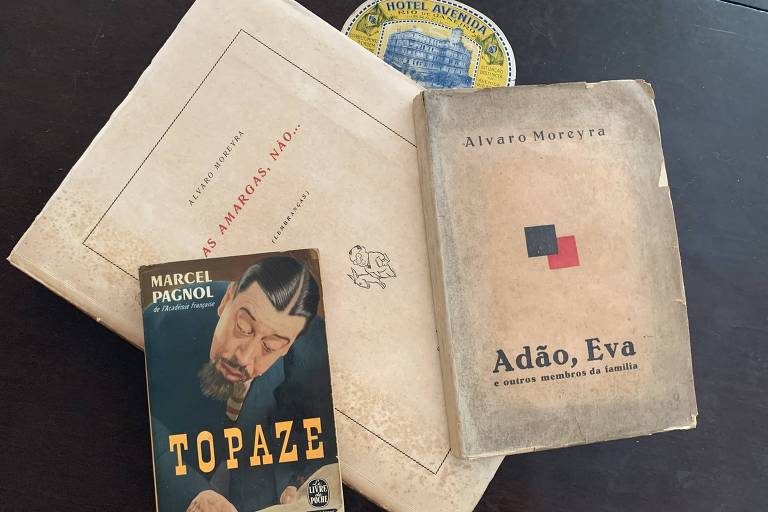 Edição original de 'Adão, Eva e Outros Membros da Família', de Alvaro Moreyra, e a peça 'Topaze', de Marcel Pagnol 
