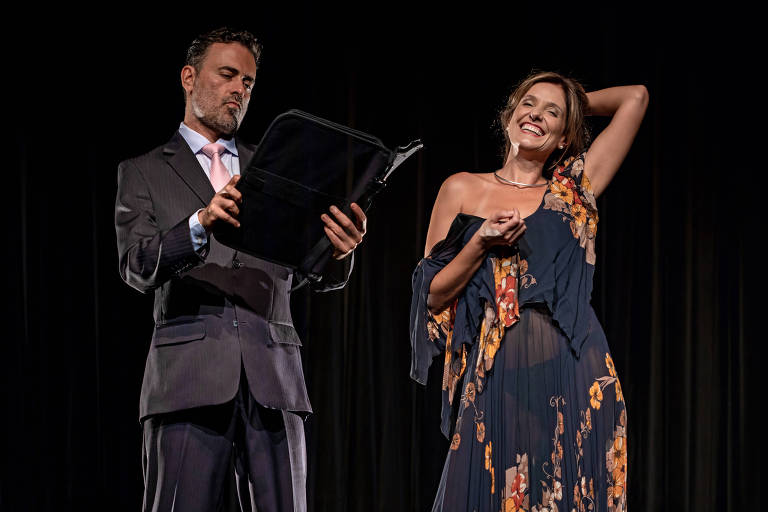 Andre&#769; Garolli e Antoniela Canto integram o elenco de 'Cecé', peça de Pirandello encenada na Mostra de Repertório Online do Grupo Tapa