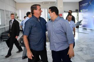 Davi Alcolumbre e Jair Bolsonaro viajam ao Amapa