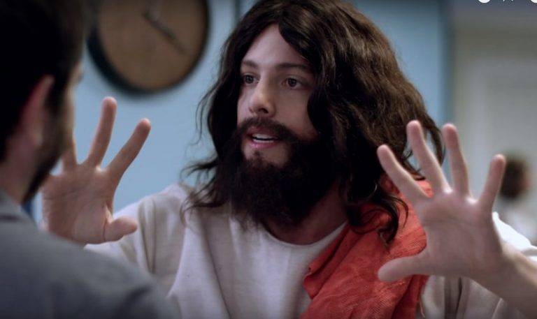  Novo especial de Natal do Porta dos Fundos, 'Teocracia em Vertigem' expõe golpe na cruz