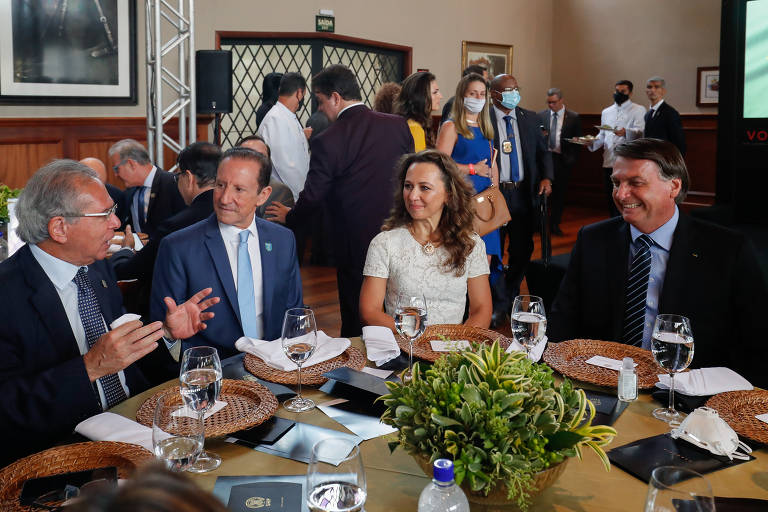 Presidente da República, Jair Bolsonaro, durante almoço oferecido pelo Grupo Voto.