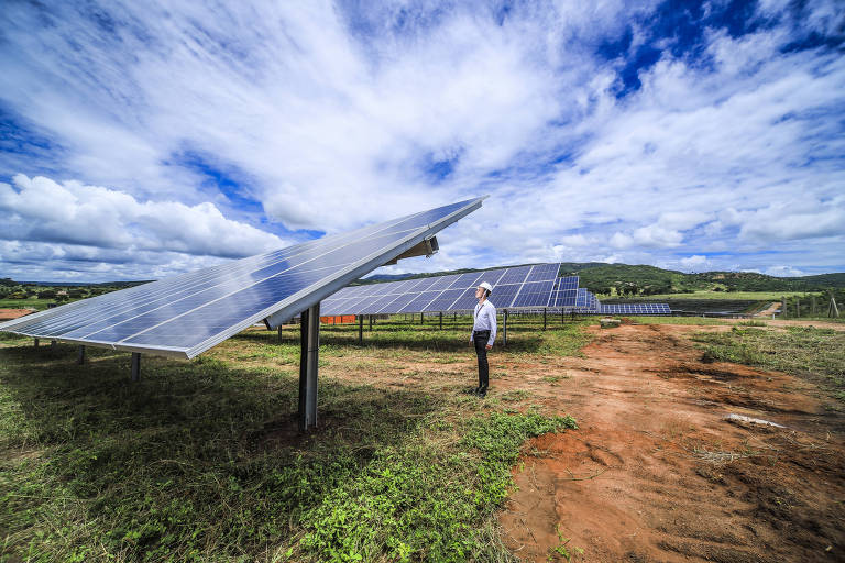 Usina Solar em Porteirinha (MG) da EDP em parceria com o Banco do Brasil