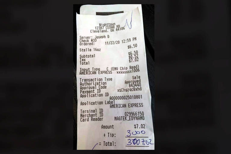 Gorjeta de R$ 15,6 mil reais foi deixada em restaurante de Cleveland (EUA)