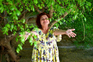 Cida Pedrosa, vencedora do prêmio Jabuti de livro do ano em 2020