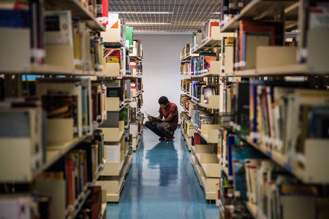 SÃO PAULO, SP, BRASIL 05.03.2018 Biblioteca José Paulo Paes, no Centro Cultural da Penha (Foto: Alberto Rocha/Folhapress)