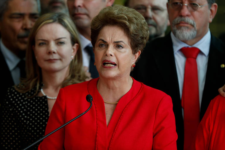 Dilma Rousseff, no Palácio da Alvorada, em Brasília, no dia da votação no Senado que a afastou da Presidência da República