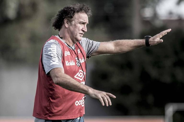 O técnico Cuca, que substituiu Jesualdo Ferreira no meio da temporada, faz um ótimo trabalho no comando do Santos
