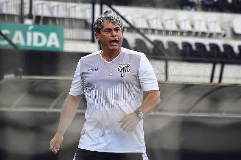 Marcelo Veiga, técnico histórico do Bragantino, morre aos 56 anos vítima da Covid - 14/12/2020 - Esporte - Folha