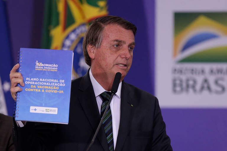 Presidente Jair Bolsonaro participa de lançamento do plano nacional de vacinação contra a Covid-19