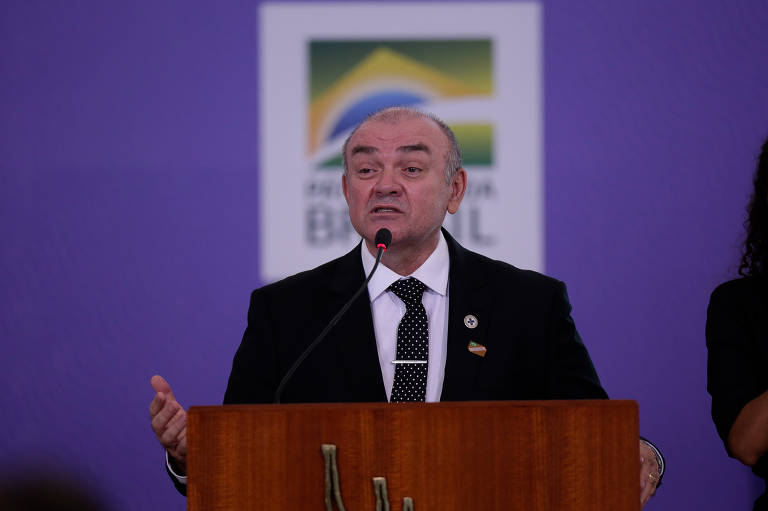 O secretário de vigilância em saúde, Arnaldo Correia de Medeiros, durante lançamento da plano nacional de vacinação contra a Covid-19, no Palácio do Planalto