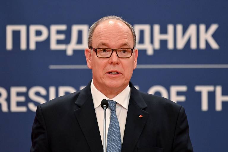 Em Mônaco, o príncipe Albert, 62, recebeu diagnóstico de Covid-19 em 19 de março