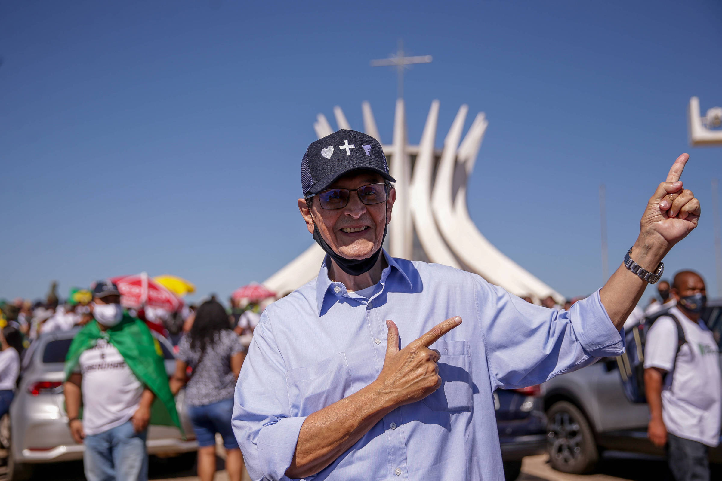 Ptb Abraca Conservadorismo Expurga Quadros Historicos E Mira Filiacao De Bolsonaro 22 05 2021 Poder Folha