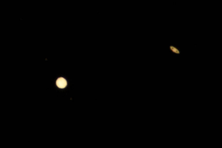Veja imagens da conjunção entre Júpiter e Saturno