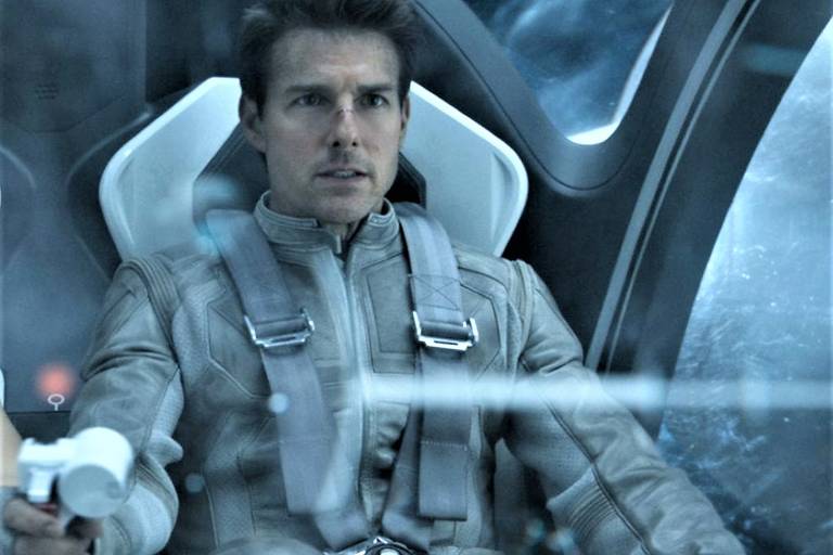 Tom Cruise e o diretor Doug Liman vão embarcar na Crew Dragon para projeto cinematográfico espacial em 2021; na imagem, o ator em cena do filme 'Oblivion' (2013)