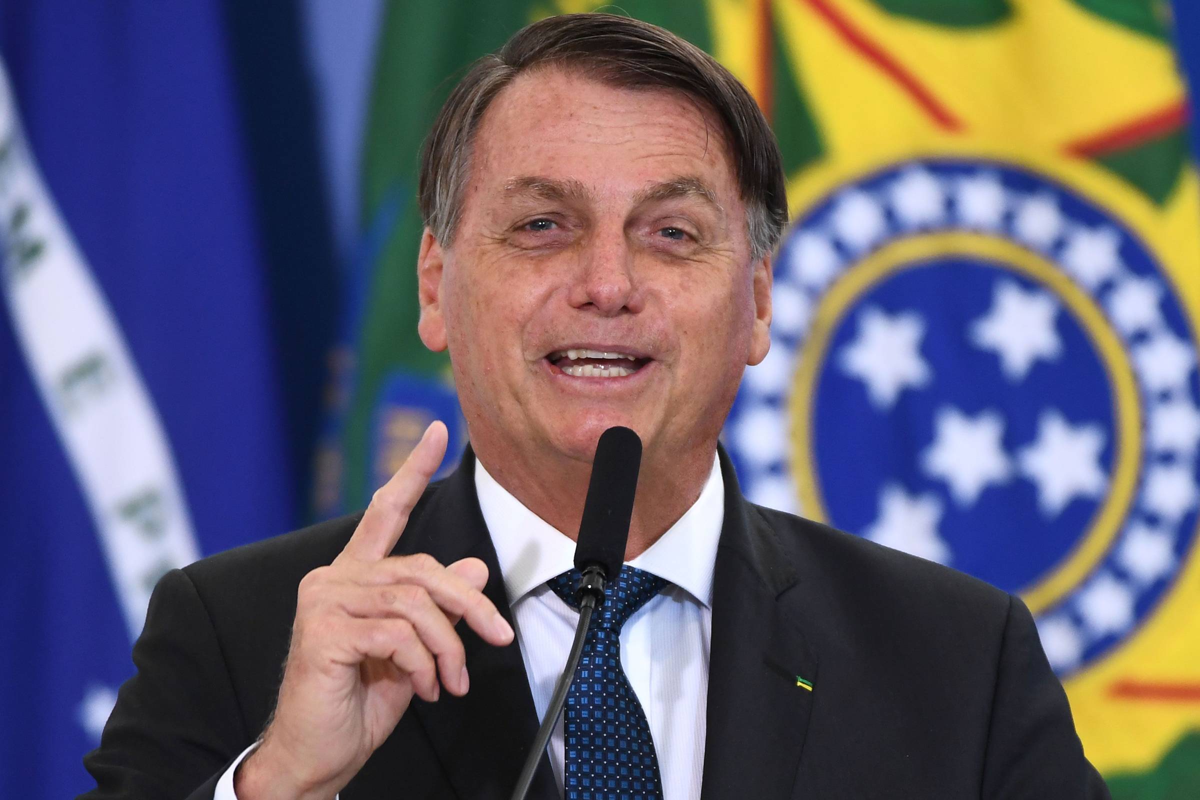 Bolsonaro e Araújo realizam novas trocas no Itamaraty em postos  estratégicos