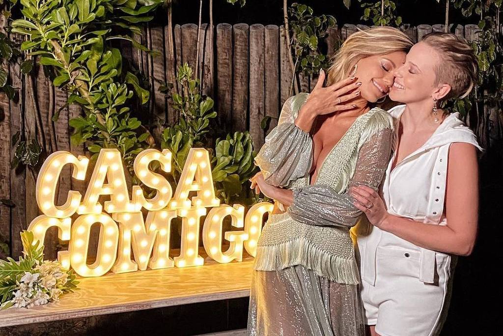 F5 - Celebridades - Vitória Strada e Marcella Rica ficam ...