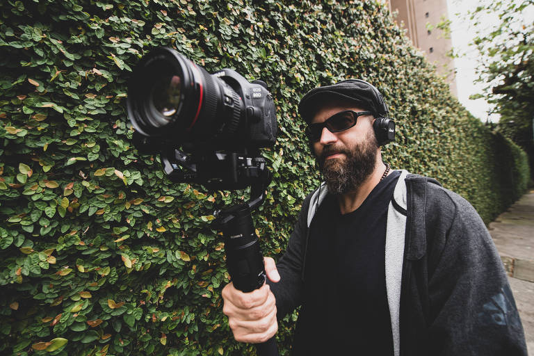 O documentarista Leonardo Brant