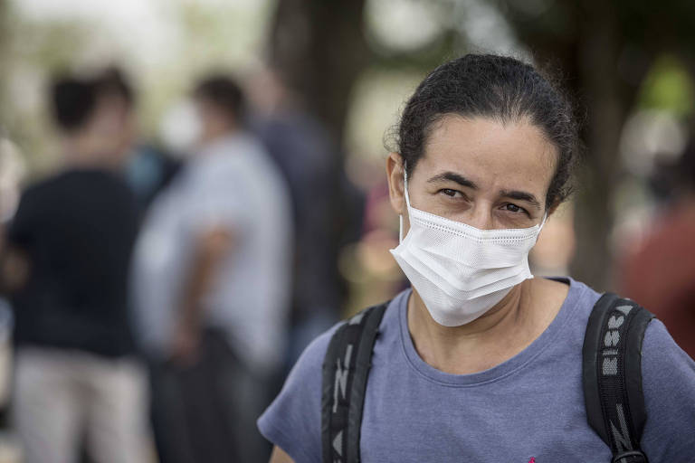 Jocilene da Silva Moreira,38, que trabalha na linha de montagem da fabrica em Taubaté, interior de São Paulo