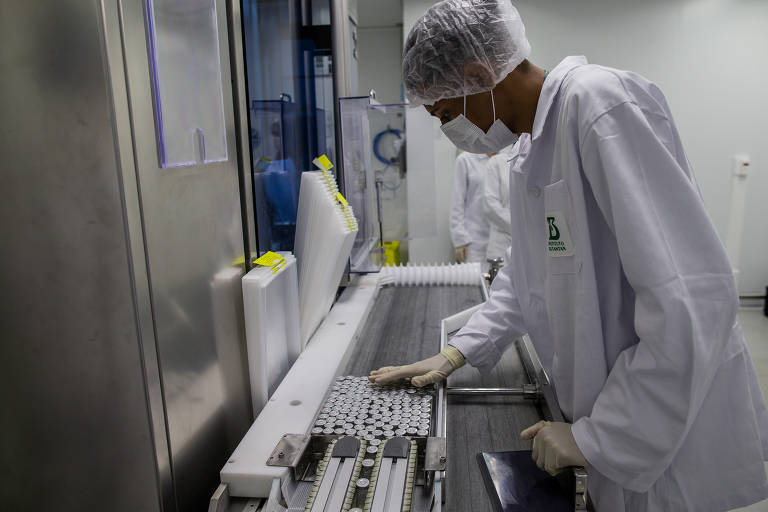 Butantan recebe insumos para retomar produção da vacina Coronavac nesta  terça (25) - 24/05/2021 - São Paulo - Agora