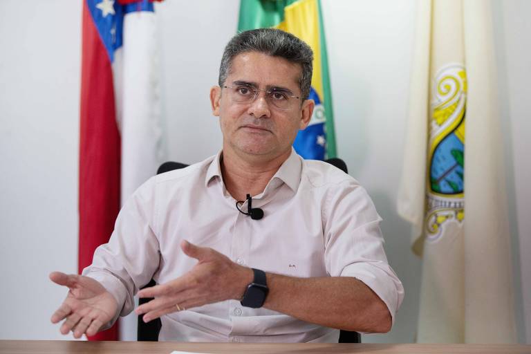 Prefeito de Manaus viaja em jatinho de empresário com contrato ativo na prefeitura