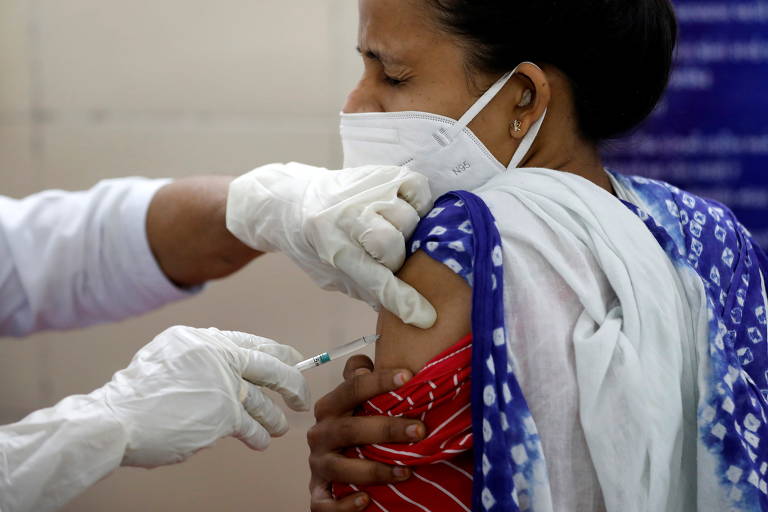 Índia começa a vacinação contra a Covid-19