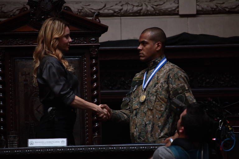 Cenas de Arcanjo Renegado