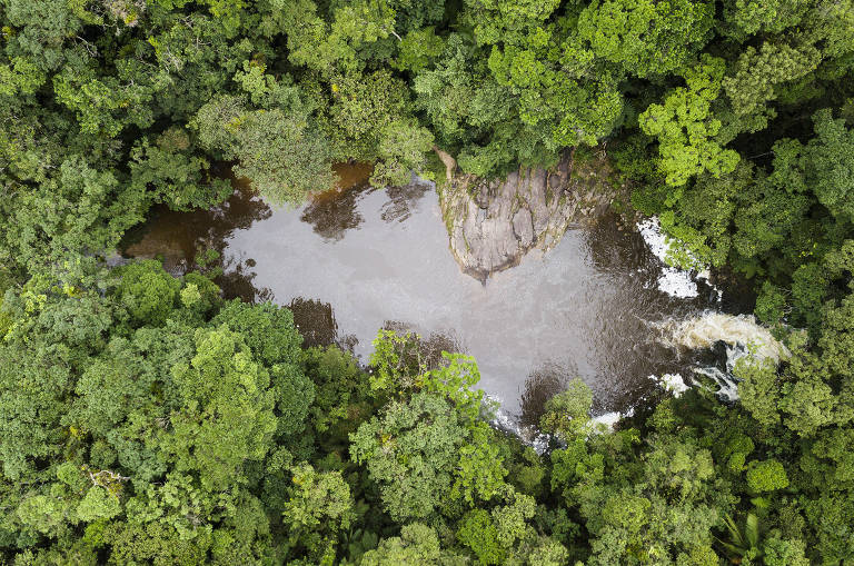Vista aérea da cachoeira do Sagui 