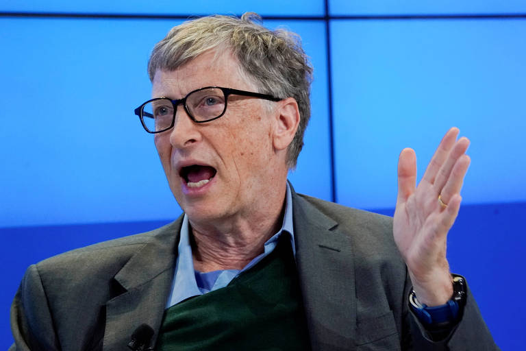 Bill Gates se diz surpreso com teorias da conspiração 'loucas' na pandemia