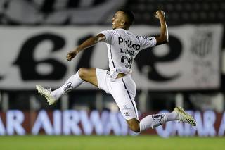 Copa Libertadores - Semi Final - Second Leg - Santos v Boca Juniors