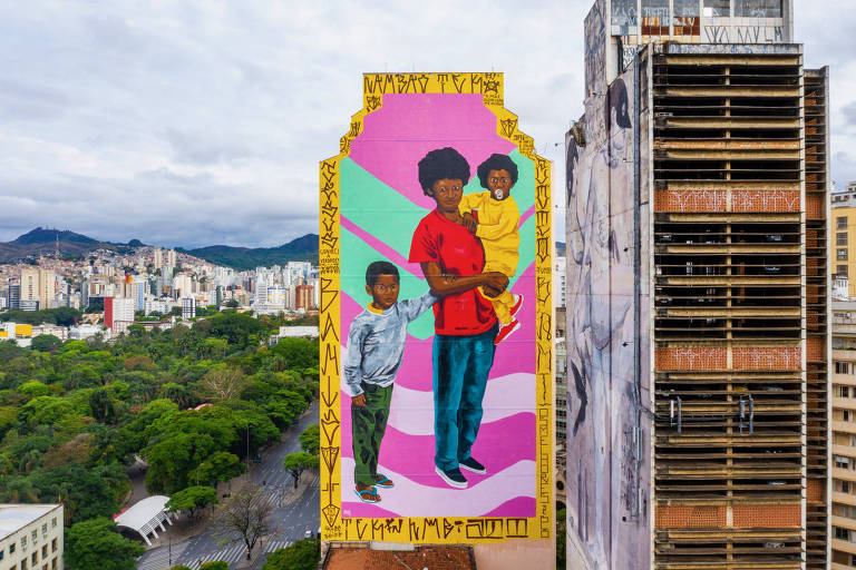 Empena pintada por Robinho Santana para o festival CURA, em Belo Horizonte; obra se tornou alvo de inquérito da Polícia Civil 