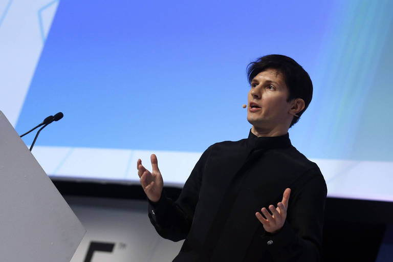 Pavel Durov, fundador e CEO do Telegram, discursa durante o Mobile World Congress em Barcelona, na Espanha, em 23 de fevereiro de 2016