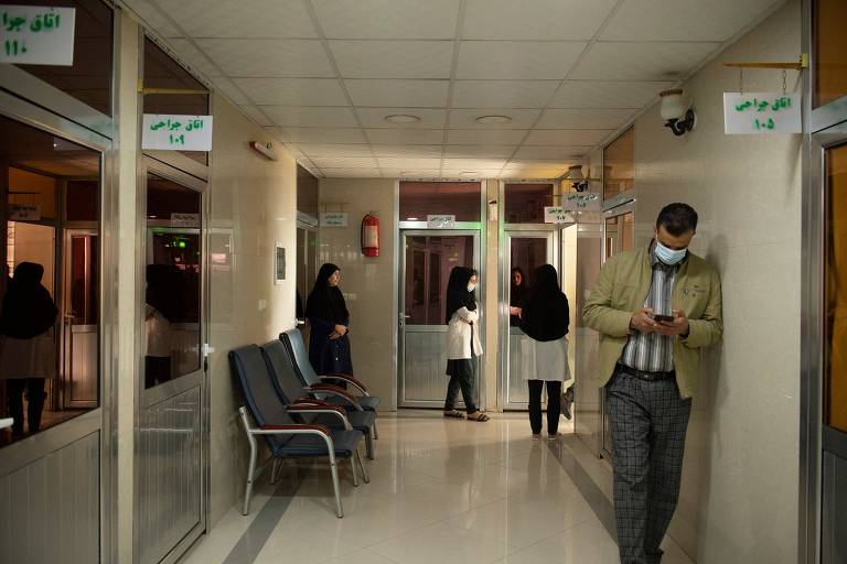 Corredor da ala cirúrgica do Hospital Loqman Hakim, onde a maioria dos pacientes passou por um transplante de rim
