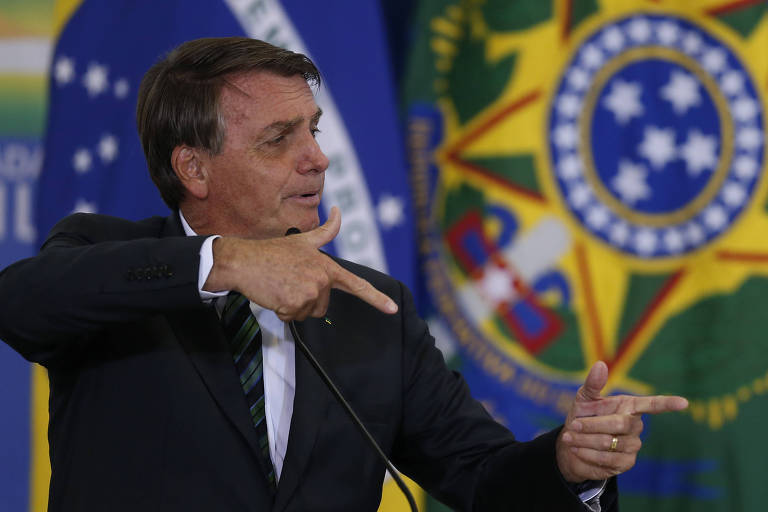 Jair Bolsonaro durante entrevista coletiva no Palácio do Planalto, em Brasília