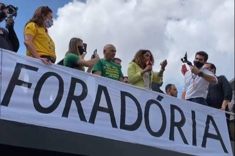 Prefeitura de Bauru, Suellen Rosim, em manifestação contra João Doria
