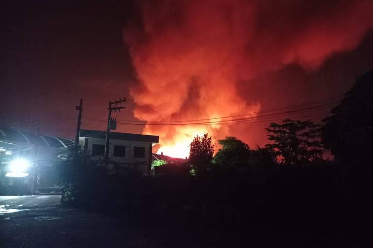 Explosão atinge fábrica de cerâmica em Limeira (SP) na noite de sábado (13)