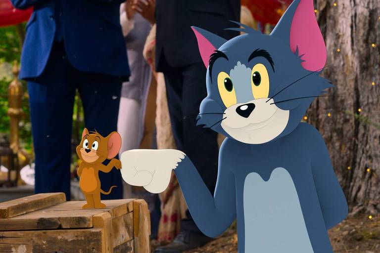 Cena do filme "Tom & Jerry", de 2021, que mistura animação com live action