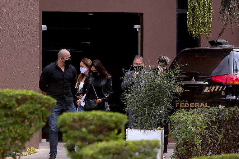 O deputado Daniel Silveira (PTB-RJ) deixa a superintendência da Polícia Federal em Brasília, após ser alvo de mandado de busca e apreensão em sua casa e gabinete, no âmbito do inquérito das fake news do STF