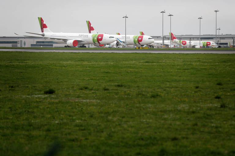 Portugal anuncia voo para repatriar ao menos 70 pessoas retidas no Brasil