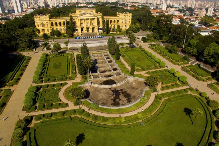 Imagem de drone mostra o Museu Paulista, mais conhecido como Museu do Ipiranga