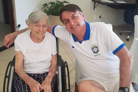 Morre a mãe de Bolsonaro, aos 94 anos, no interior de SP